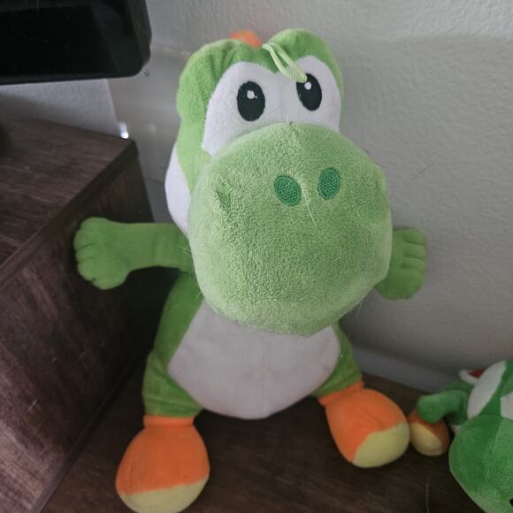 Yoshi Nintendo Plush Lot 2 Yoshi 1 Mushroom Super Mario Brothers Bundle Cute. EC - Picture 2 of 8